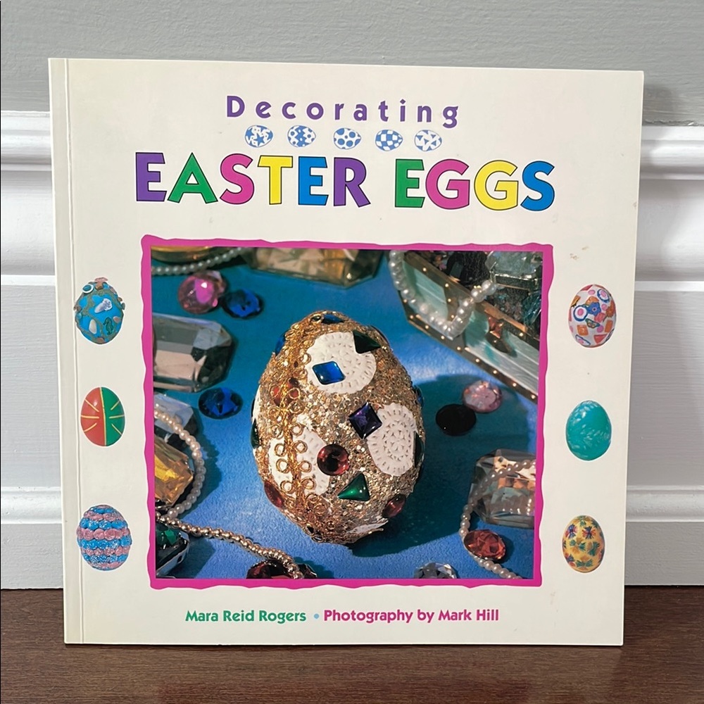 Decorating Easter Eggs Book